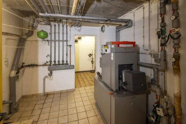 Prodej domu 260 m², pozemek 2.258 m², Gundelsheim, Bádensko-Württembersko Prodej domu 260 m², pozemek 2.258 m², Gundelsheim, Bádensko-Württembersko
