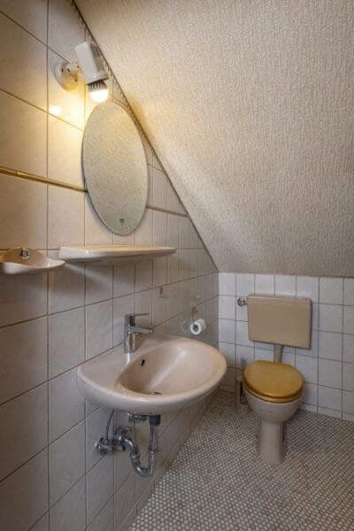 Prodej domu 260 m², pozemek 2.258 m², Gundelsheim, Bádensko-Württembersko Prodej domu 260 m², pozemek 2.258 m², Gundelsheim, Bádensko-Württembersko