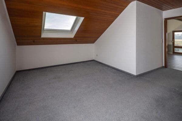 Prodej domu 260 m², pozemek 2.258 m², Gundelsheim, Bádensko-Württembersko Prodej domu 260 m², pozemek 2.258 m², Gundelsheim, Bádensko-Württembersko