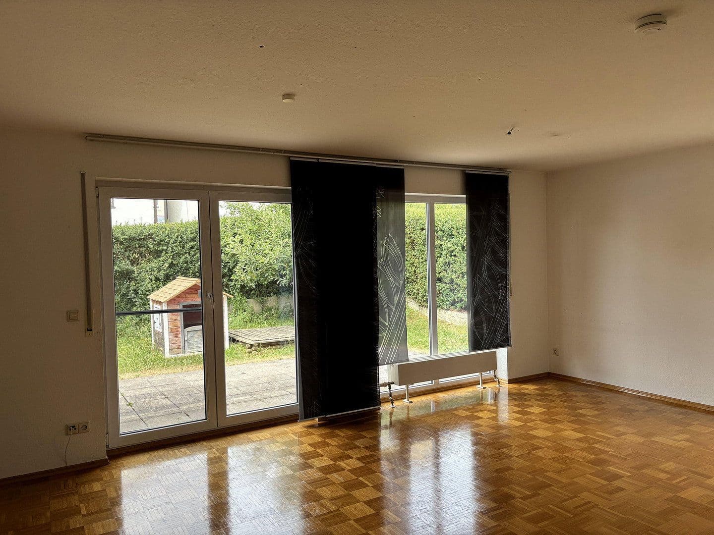 Prodej domu 120 m², pozemek 230 m², Friolzheim, Bádensko-Württembersko Prodej domu 120 m², pozemek 230 m², Friolzheim, Bádensko-Württembersko