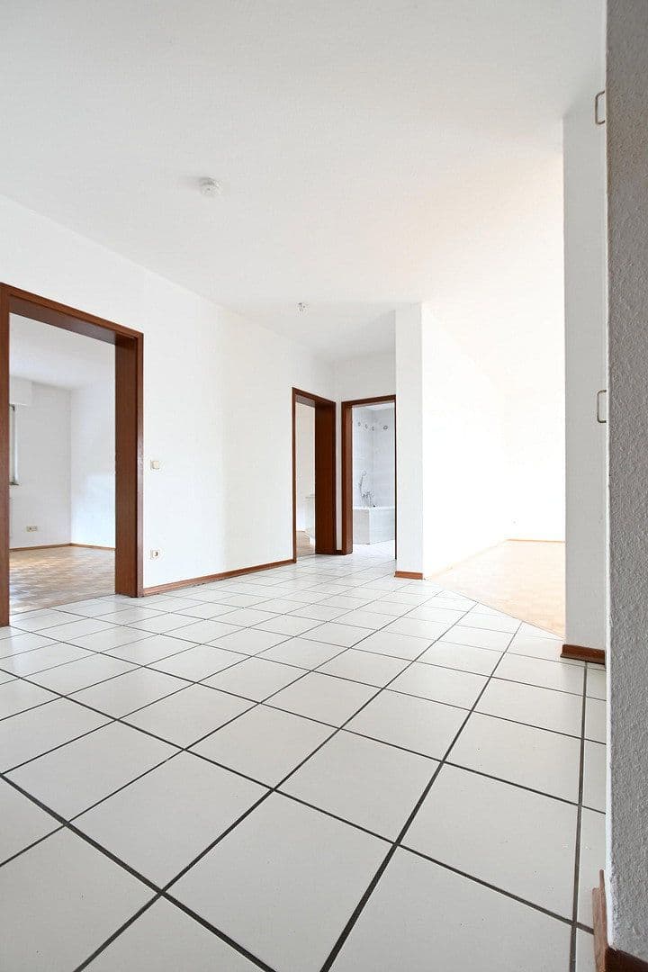 Pronájem bytu 3+1 110 m², Frankfurter Str. 214, Köln, Severní Porýní-Vestfálsko Pronájem bytu 3+1 110 m², Frankfurter Str. 214, Köln, Severní Porýní-Vestfálsko