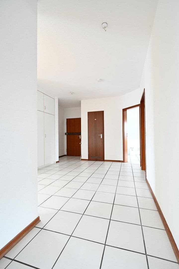 Pronájem bytu 3+1 110 m², Frankfurter Str. 214, Köln, Severní Porýní-Vestfálsko Pronájem bytu 3+1 110 m², Frankfurter Str. 214, Köln, Severní Porýní-Vestfálsko