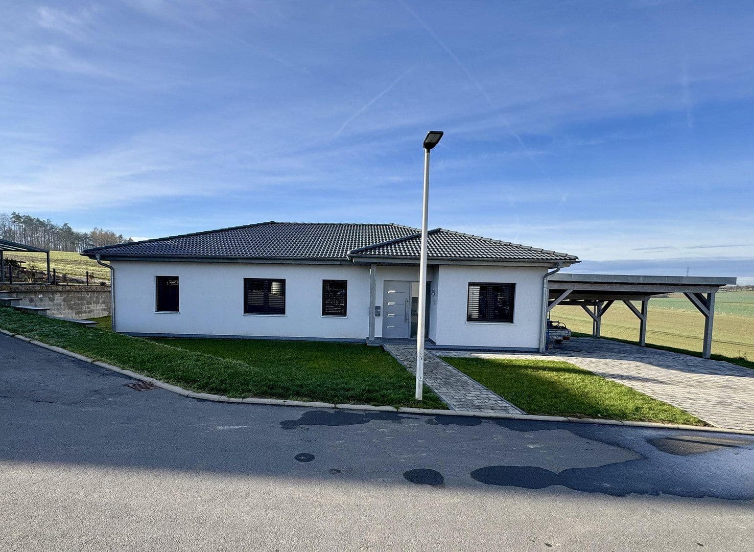 Prodej domu 150 m², pozemek 700 m², Buchen (Odenwald), Bádensko-Württembersko Prodej domu 150 m², pozemek 700 m², Buchen (Odenwald), Bádensko-Württembersko