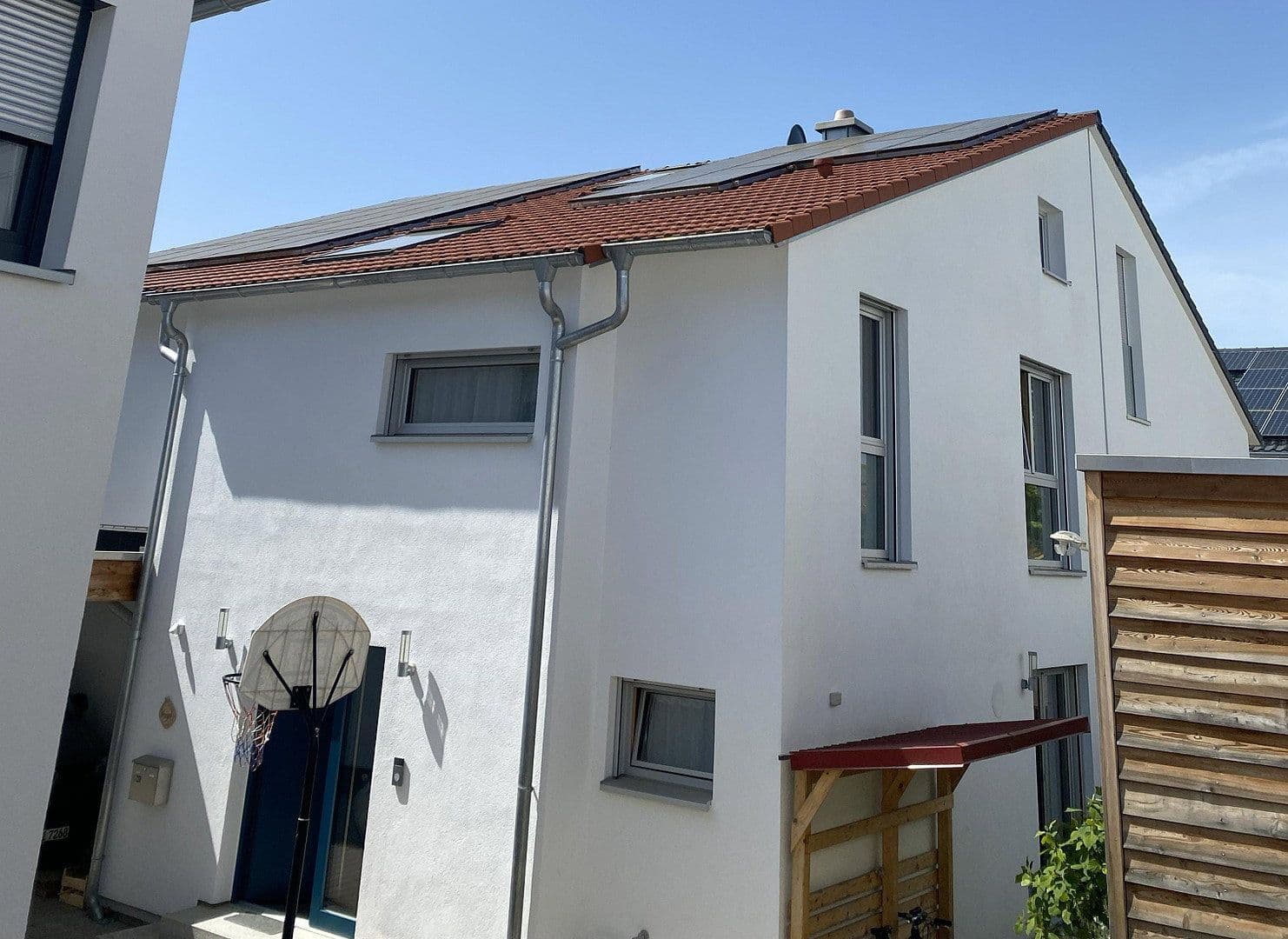 Prodej domu 147 m², pozemek 245 m², Waiblingen, Bádensko-Württembersko Prodej domu 147 m², pozemek 245 m², Waiblingen, Bádensko-Württembersko