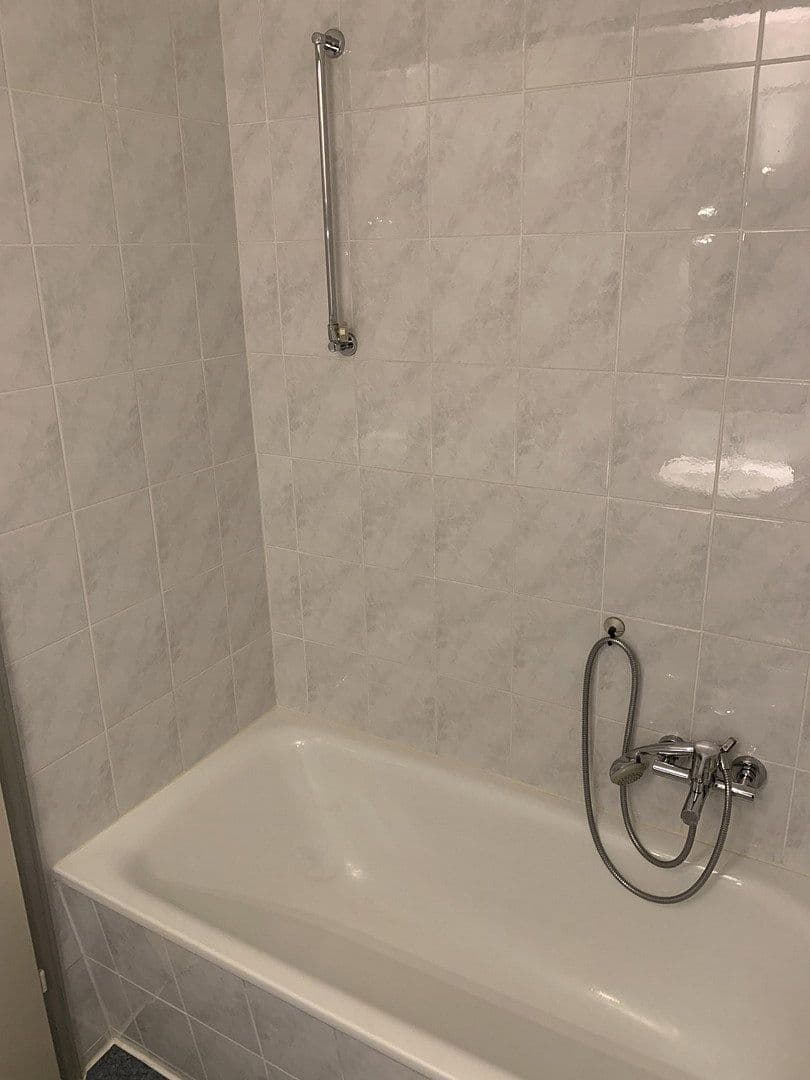 Pronájem bytu 3+kk 73 m², Von-Ossietzky-Ring 15, Essen, Severní Porýní-Vestfálsko Pronájem bytu 3+kk 73 m², Von-Ossietzky-Ring 15, Essen, Severní Porýní-Vestfálsko