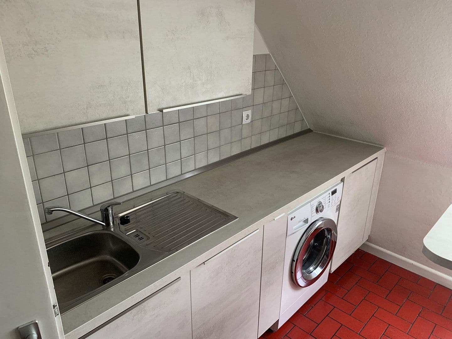 Pronájem bytu 3+kk 73 m², Von-Ossietzky-Ring 15, Essen, Severní Porýní-Vestfálsko Pronájem bytu 3+kk 73 m², Von-Ossietzky-Ring 15, Essen, Severní Porýní-Vestfálsko