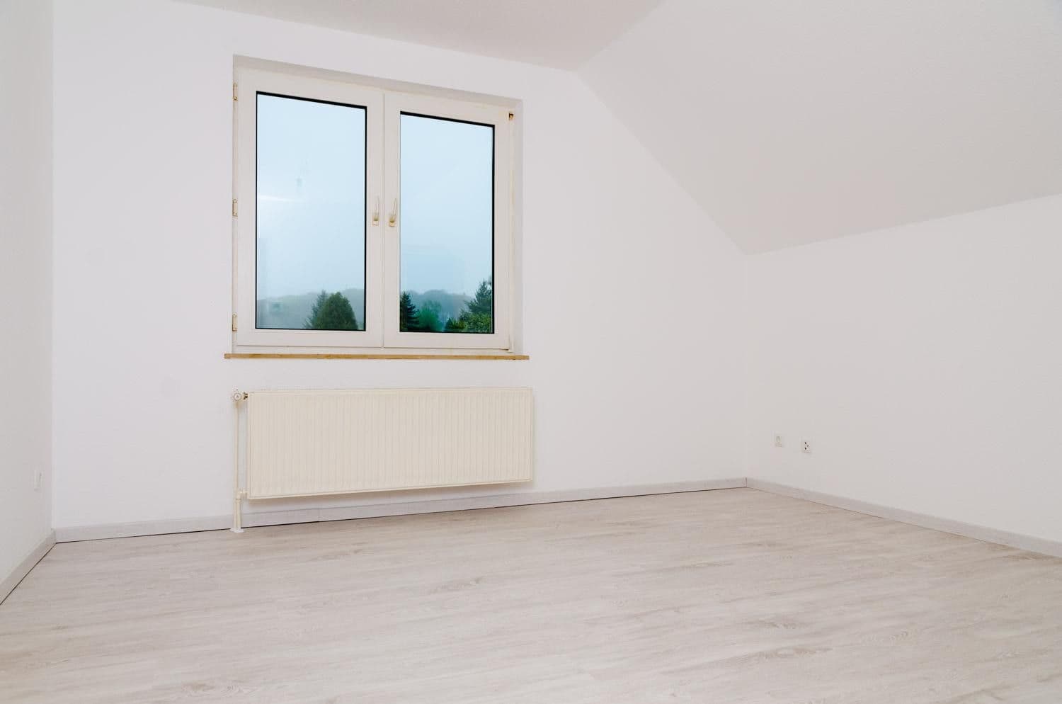 Pronájem bytu 3+1 48 m², Unterer Worthhagen 28, Lüdenscheid, Severní Porýní-Vestfálsko Pronájem bytu 3+1 48 m², Unterer Worthhagen 28, Lüdenscheid, Severní Porýní-Vestfálsko