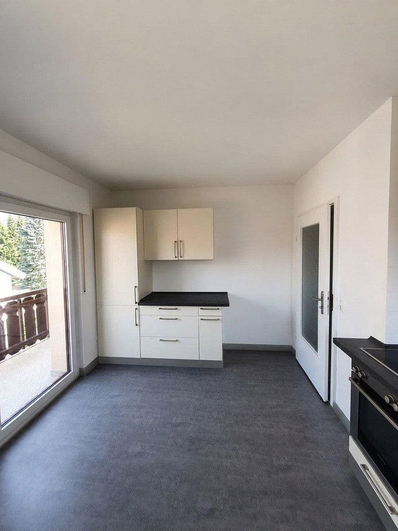 Pronájem bytu 2+1 63 m², Bad Herrenalb, Bádensko-Württembersko Pronájem bytu 2+1 63 m², Bad Herrenalb, Bádensko-Württembersko