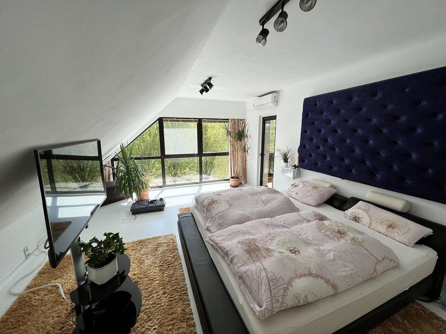 Prodej domu 420 m², pozemek 6.978 m², Kremmen, Braniborsko Prodej domu 420 m², pozemek 6.978 m², Kremmen, Braniborsko