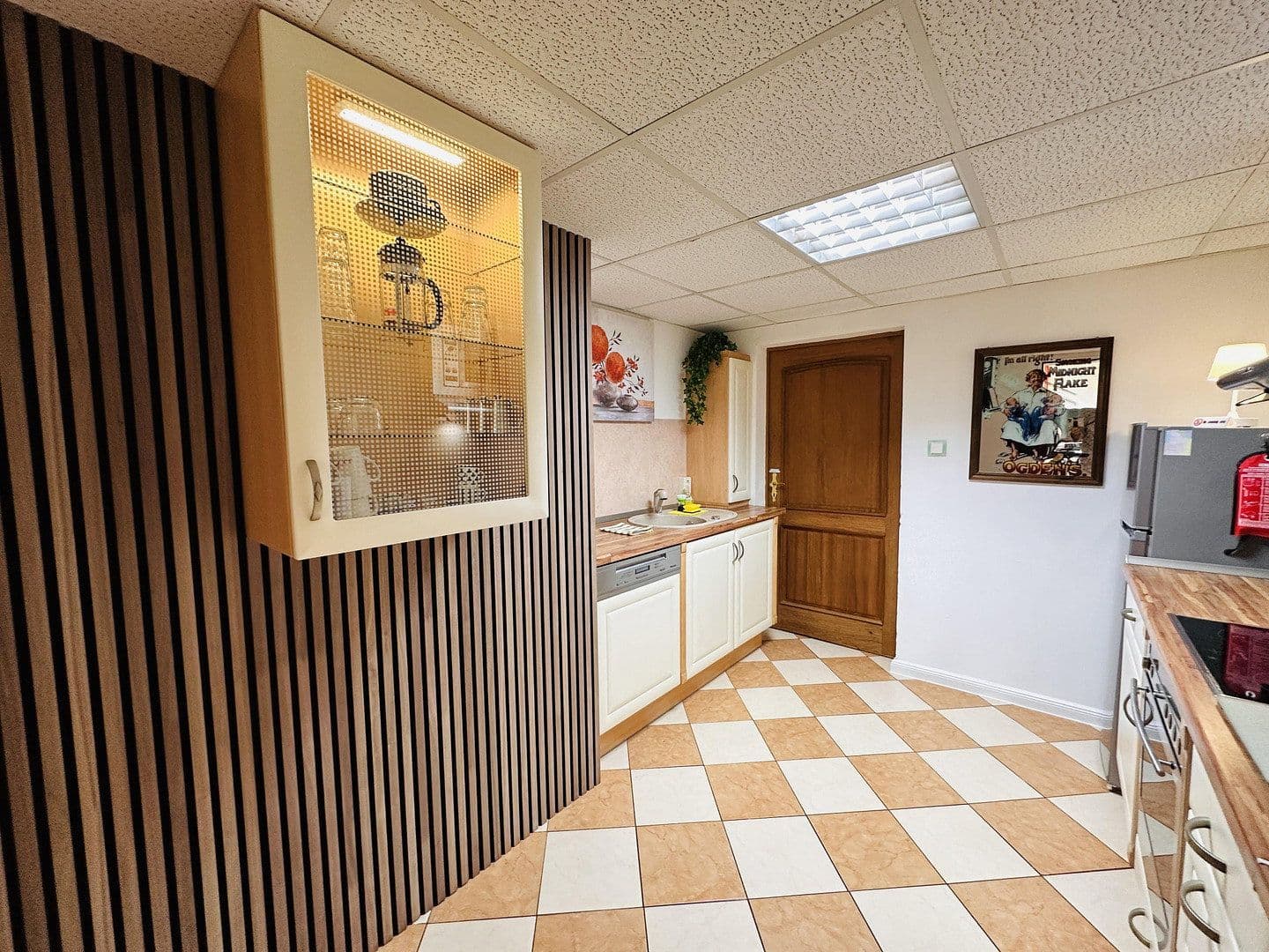 Prodej domu 420 m², pozemek 6.978 m², Kremmen, Braniborsko Prodej domu 420 m², pozemek 6.978 m², Kremmen, Braniborsko