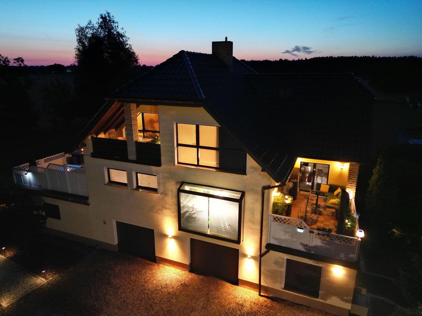 Prodej domu 420 m², pozemek 6.978 m², Kremmen, Braniborsko Prodej domu 420 m², pozemek 6.978 m², Kremmen, Braniborsko