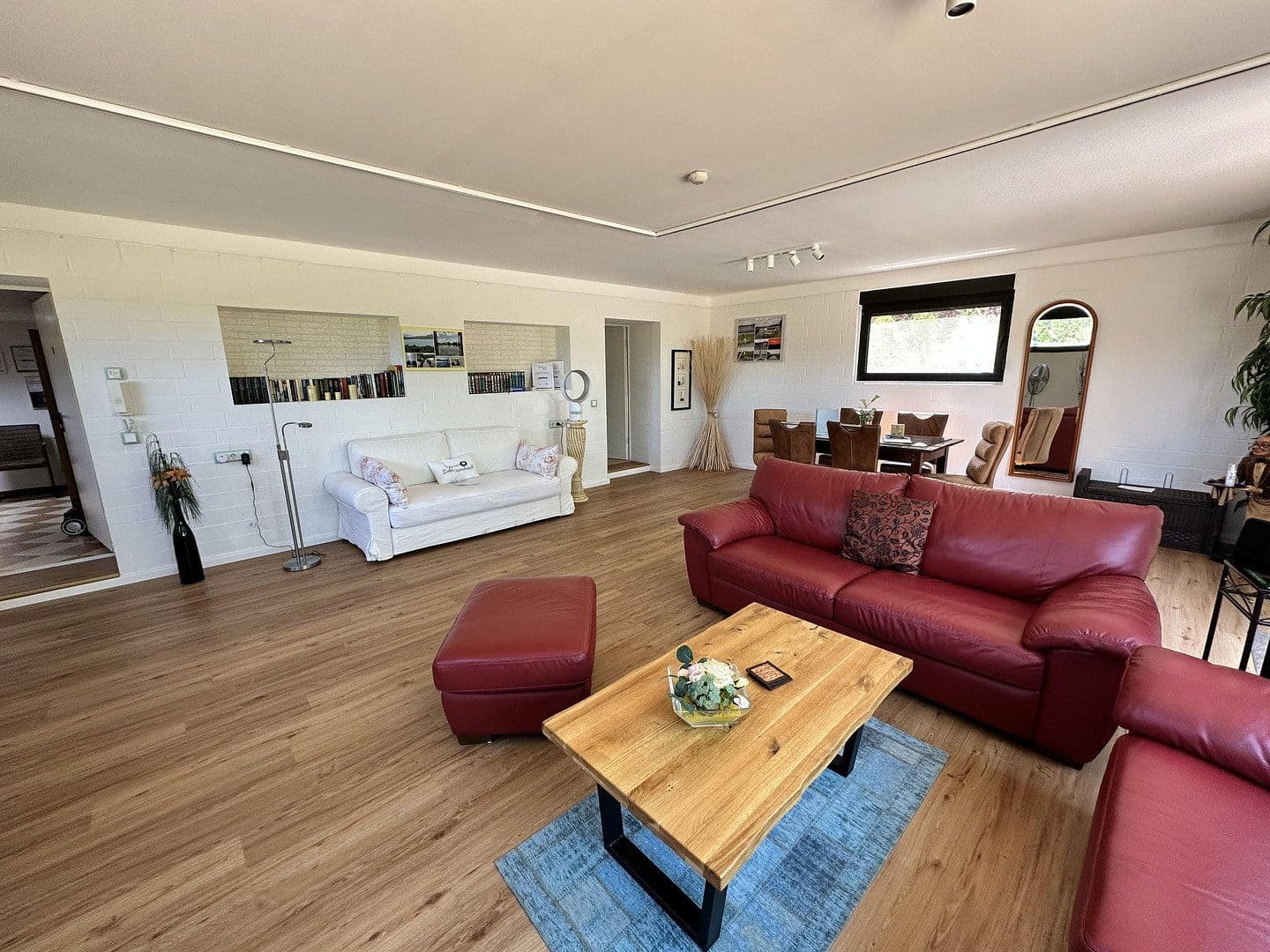 Prodej domu 420 m², pozemek 6.978 m², Kremmen, Braniborsko Prodej domu 420 m², pozemek 6.978 m², Kremmen, Braniborsko