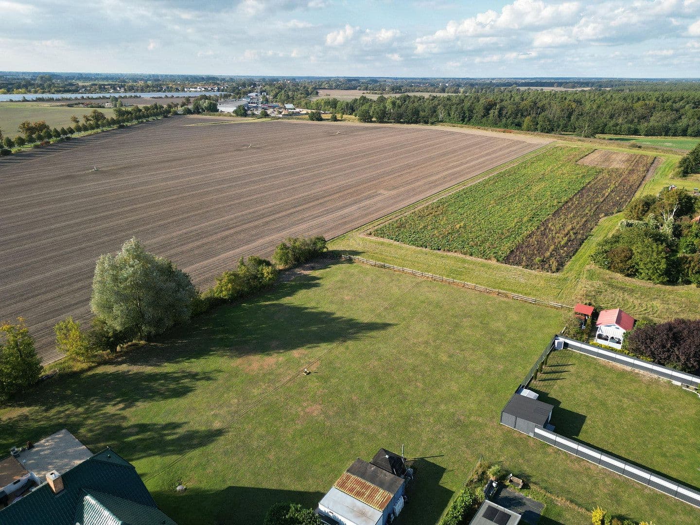 Prodej domu 420 m², pozemek 6.978 m², Kremmen, Braniborsko Prodej domu 420 m², pozemek 6.978 m², Kremmen, Braniborsko