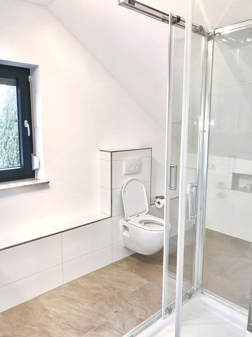 Pronájem bytu 3+1 60 m², Albstadt, Bádensko-Württembersko Pronájem bytu 3+1 60 m², Albstadt, Bádensko-Württembersko