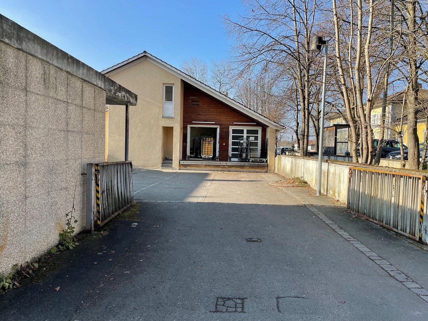 Pronájem nebytového prostoru 1.000 m², Poststr. 1, Gottmadingen, Bádensko-Württembersko Pronájem nebytového prostoru 1.000 m², Poststr. 1, Gottmadingen, Bádensko-Württembersko