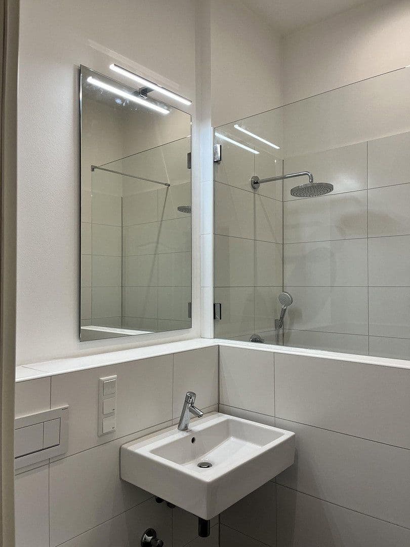 Pronájem bytu 3+kk 114 m², Frankfurt am Main, Hessen Pronájem bytu 3+kk 114 m², Frankfurt am Main, Hessen