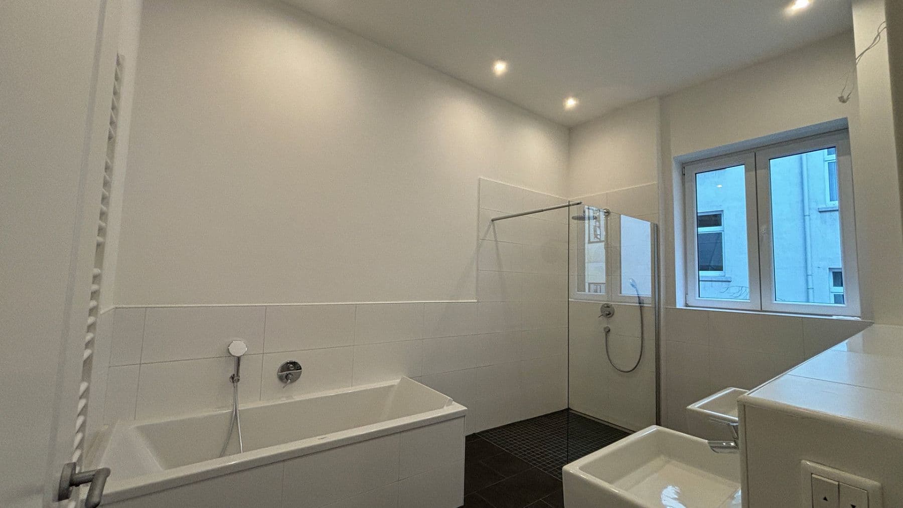 Pronájem bytu 3+kk 114 m², Frankfurt am Main, Hessen Pronájem bytu 3+kk 114 m², Frankfurt am Main, Hessen