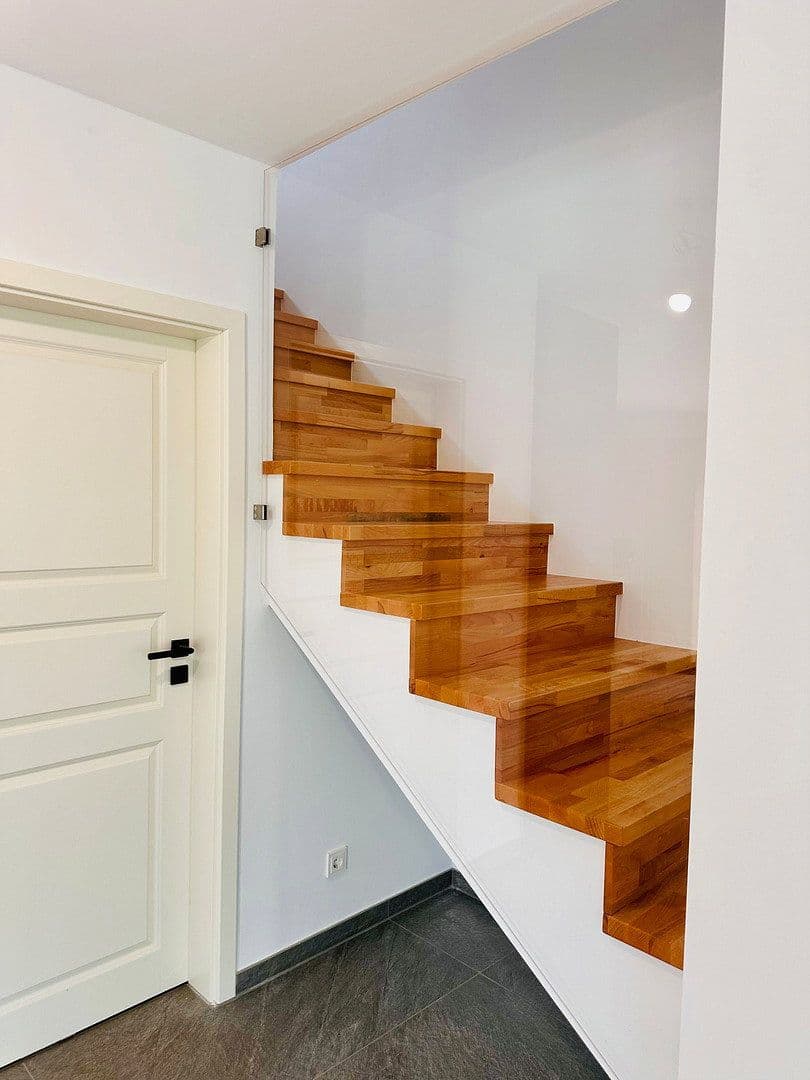 Pronájem domu 145 m², pozemek 475 m², Höfener Str. 23c, Schleiden, Severní Porýní-Vestfálsko Pronájem domu 145 m², pozemek 475 m², Höfener Str. 23c, Schleiden, Severní Porýní-Vestfálsko