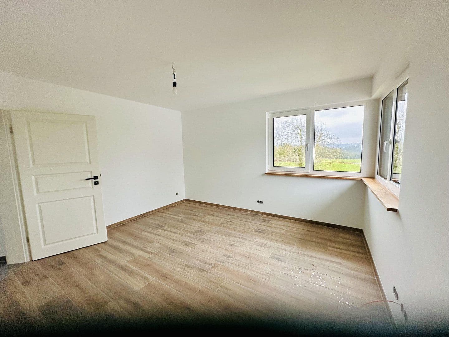 Pronájem domu 145 m², pozemek 475 m², Höfener Str. 23c, Schleiden, Severní Porýní-Vestfálsko Pronájem domu 145 m², pozemek 475 m², Höfener Str. 23c, Schleiden, Severní Porýní-Vestfálsko