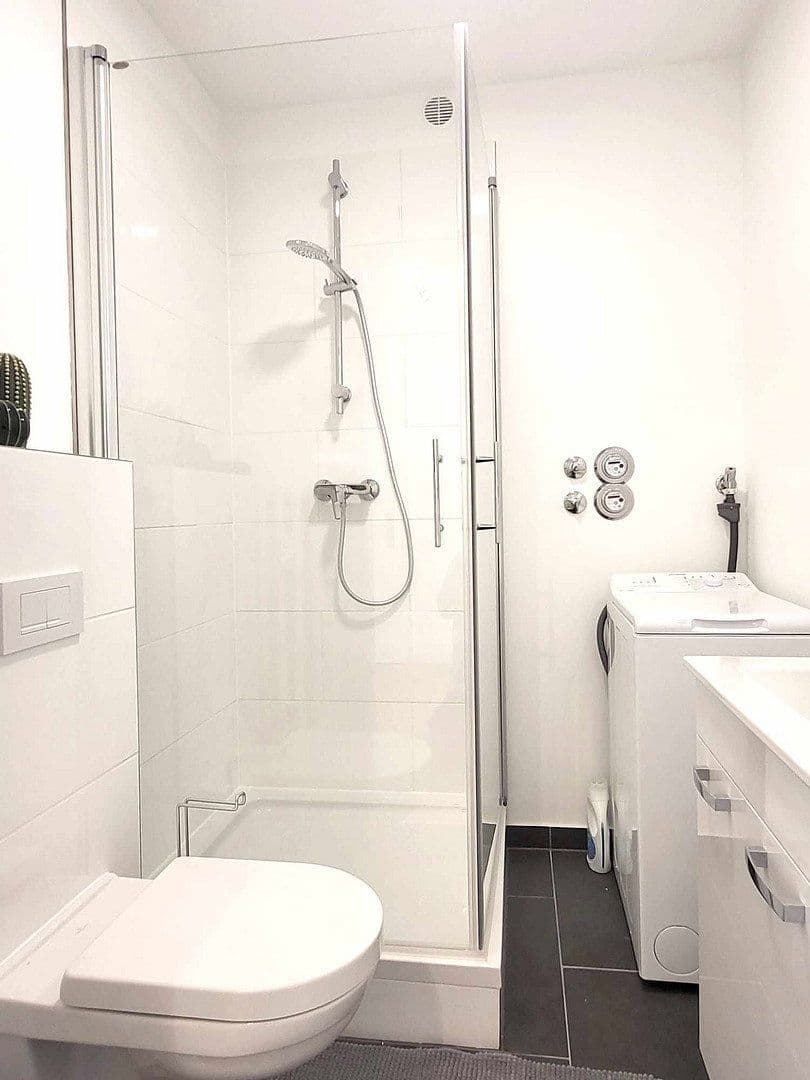 Pronájem bytu 2+1 60 m², Holstenhofweg 8, Hamburg, Hamburg Pronájem bytu 2+1 60 m², Holstenhofweg 8, Hamburg, Hamburg