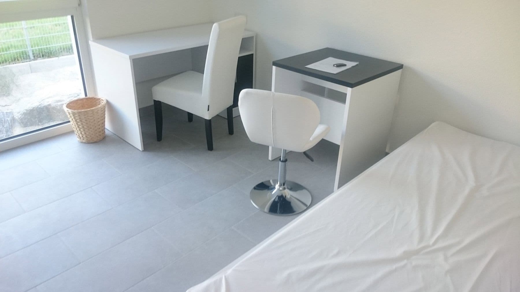 Pronájem bytu 1+1 22 m², Neuffener Straße 61, Nürtingen, Bádensko-Württembersko Pronájem bytu 1+1 22 m², Neuffener Straße 61, Nürtingen, Bádensko-Württembersko