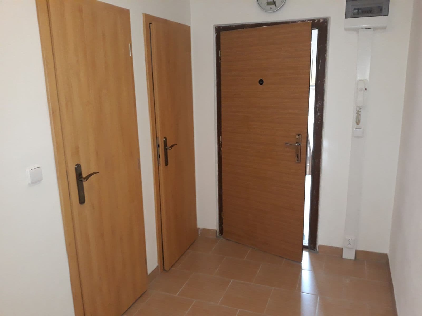Prodej bytu 2+kk 44 m², V Lázních, Jesenice, Středočeský kraj Prodej bytu 2+kk 44 m², V Lázních, Jesenice, Středočeský kraj