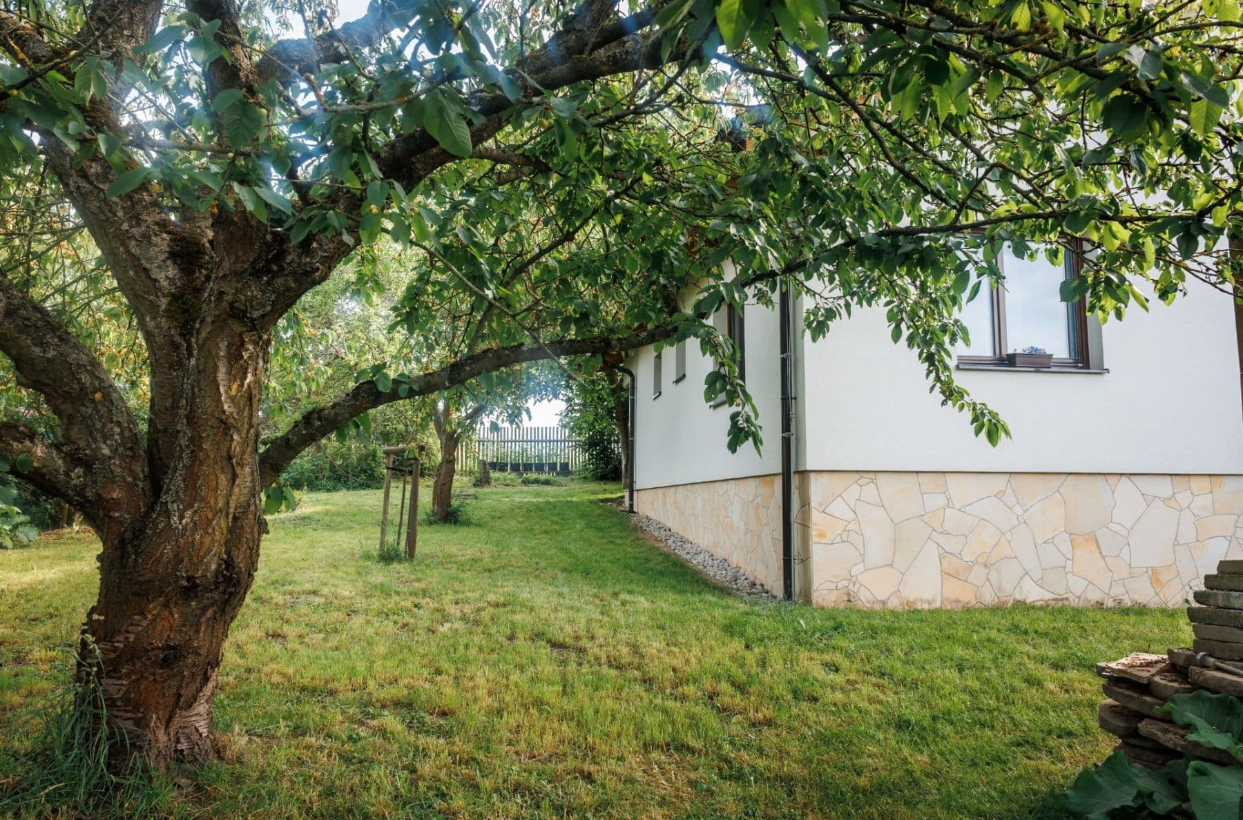 Prodej domu 117 m², pozemek 774 m², Červenohrádecká, Plzeň, Plzeňský kraj Prodej domu 117 m², pozemek 774 m², Červenohrádecká, Plzeň, Plzeňský kraj