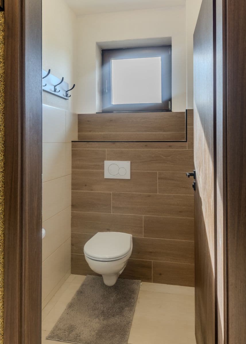 Prodej domu 117 m², pozemek 774 m², Červenohrádecká, Plzeň, Plzeňský kraj Prodej domu 117 m², pozemek 774 m², Červenohrádecká, Plzeň, Plzeňský kraj