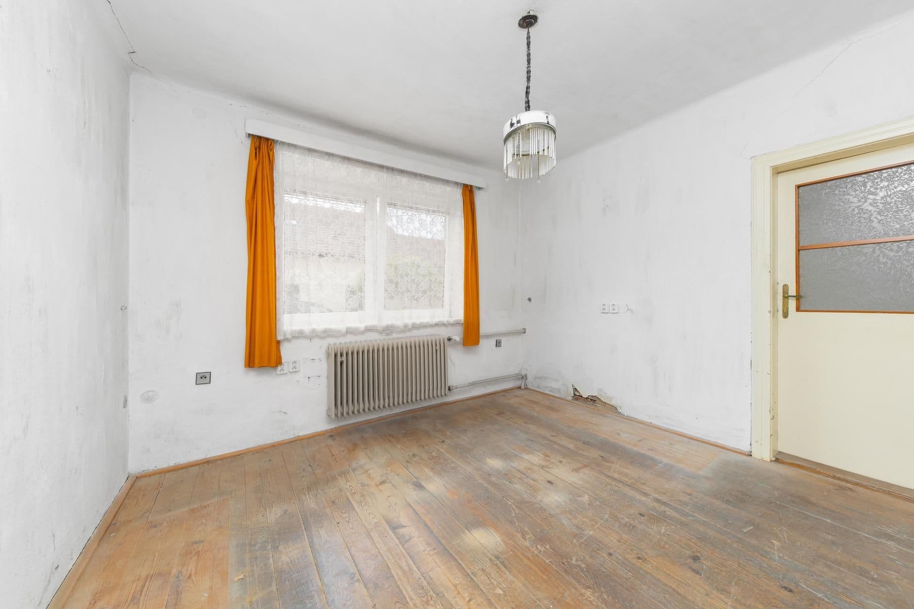 Prodej domu 100 m², pozemek 536 m², Ukrajina, Moravská Nová Ves, Jihomoravský kraj Prodej domu 100 m², pozemek 536 m², Ukrajina, Moravská Nová Ves, Jihomoravský kraj