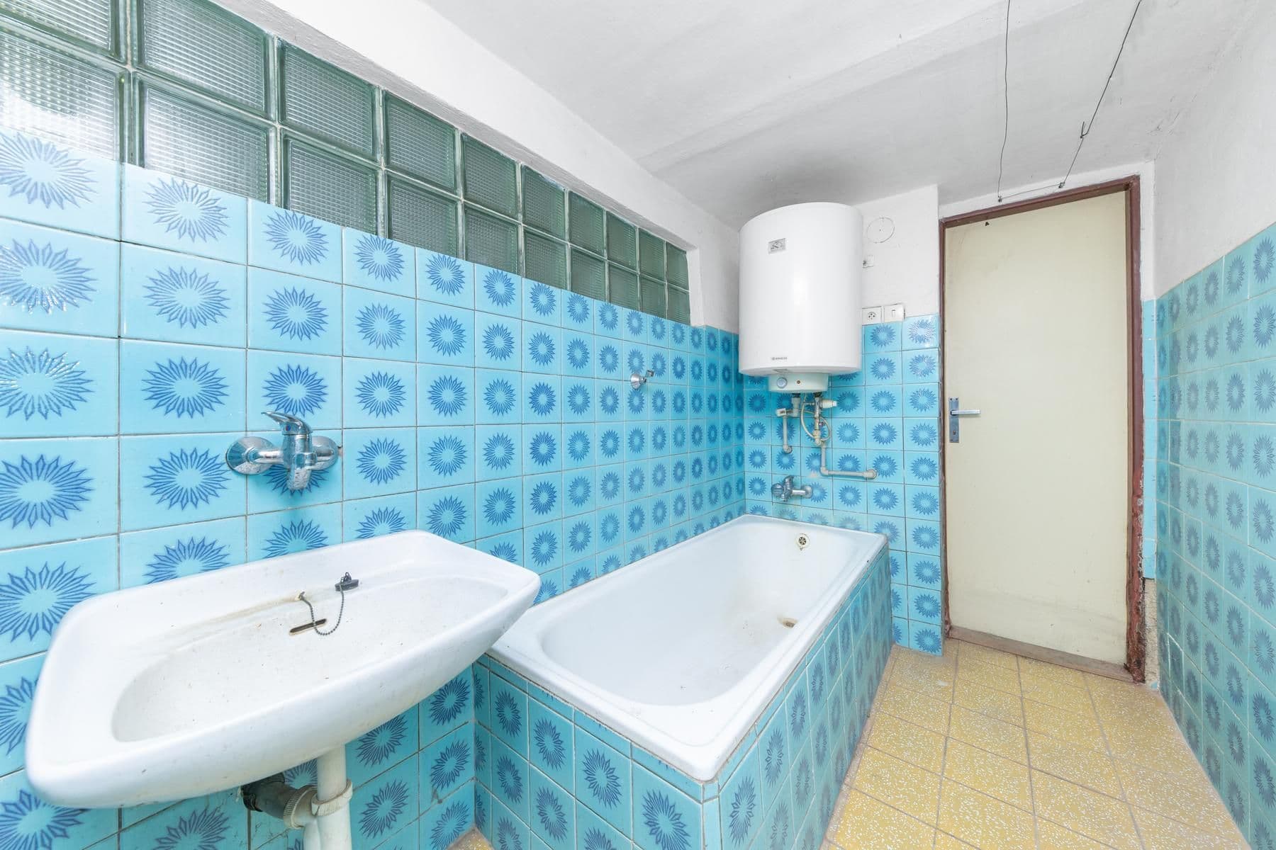 Prodej domu 100 m², pozemek 536 m², Ukrajina, Moravská Nová Ves, Jihomoravský kraj Prodej domu 100 m², pozemek 536 m², Ukrajina, Moravská Nová Ves, Jihomoravský kraj