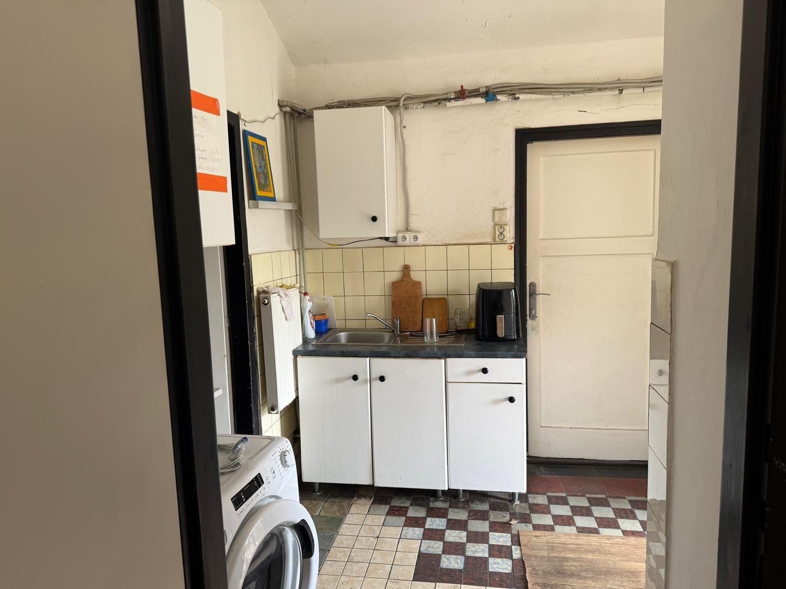 Pronájem bytu 1+kk 20 m², Křešínská, Praha, Praha Pronájem bytu 1+kk 20 m², Křešínská, Praha, Praha