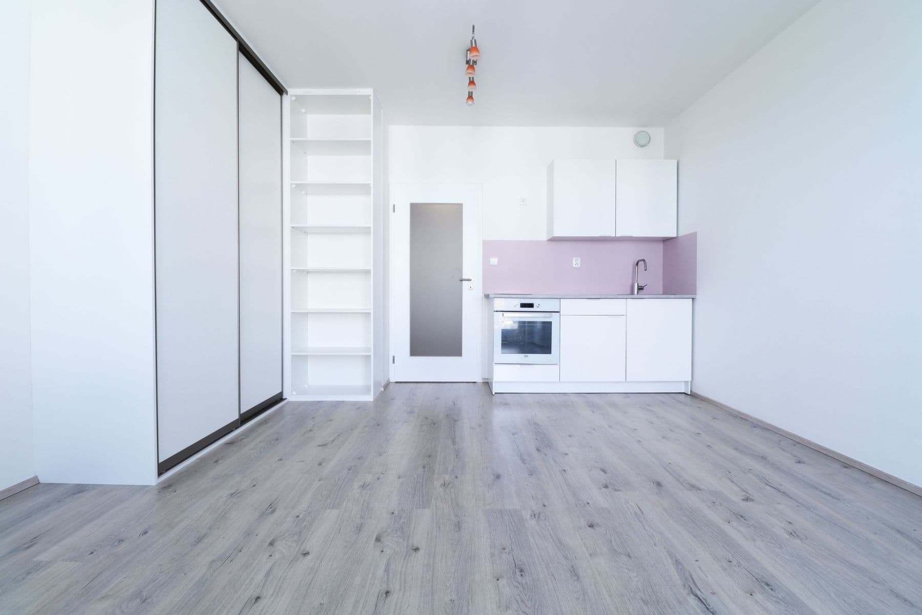 Pronájem bytu 1+kk 28 m², Honzíkova, Praha, Praha Pronájem bytu 1+kk 28 m², Honzíkova, Praha, Praha