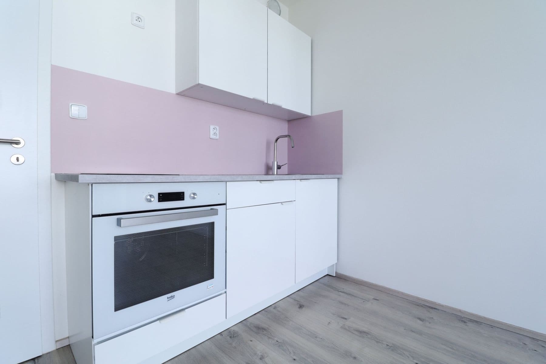 Pronájem bytu 1+kk 28 m², Honzíkova, Praha, Praha Pronájem bytu 1+kk 28 m², Honzíkova, Praha, Praha