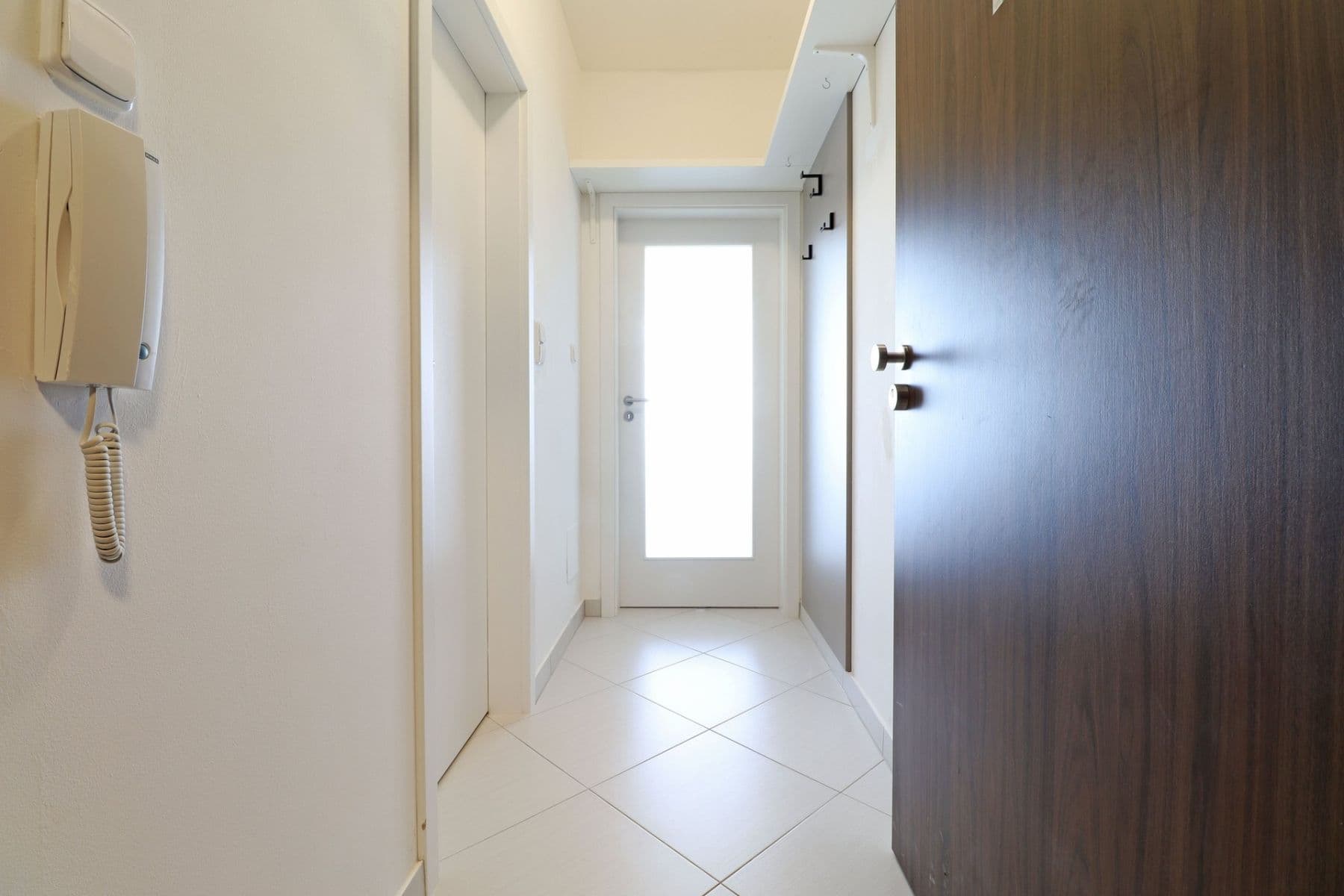 Pronájem bytu 1+kk 28 m², Honzíkova, Praha, Praha Pronájem bytu 1+kk 28 m², Honzíkova, Praha, Praha