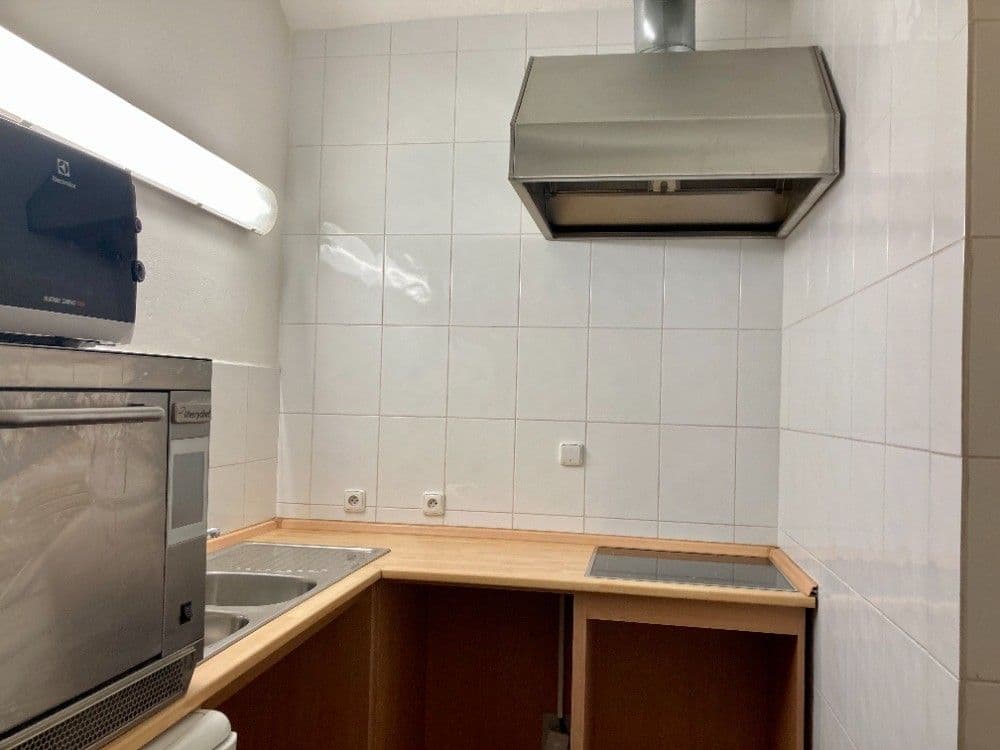 Pronájem nebytového prostoru 89 m², Havlíčkovo náměstí, Praha, Praha Pronájem nebytového prostoru 89 m², Havlíčkovo náměstí, Praha, Praha