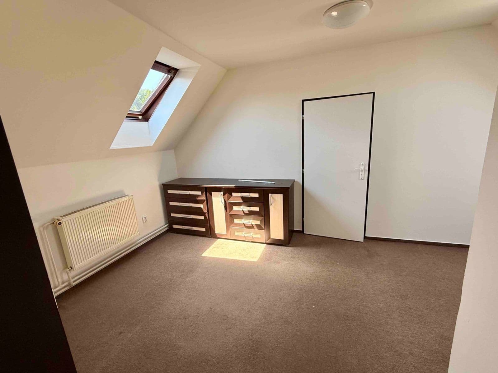 Pronájem domu 150 m², pozemek 50 m², Polní, Velké Přílepy, Středočeský kraj Pronájem domu 150 m², pozemek 50 m², Polní, Velké Přílepy, Středočeský kraj