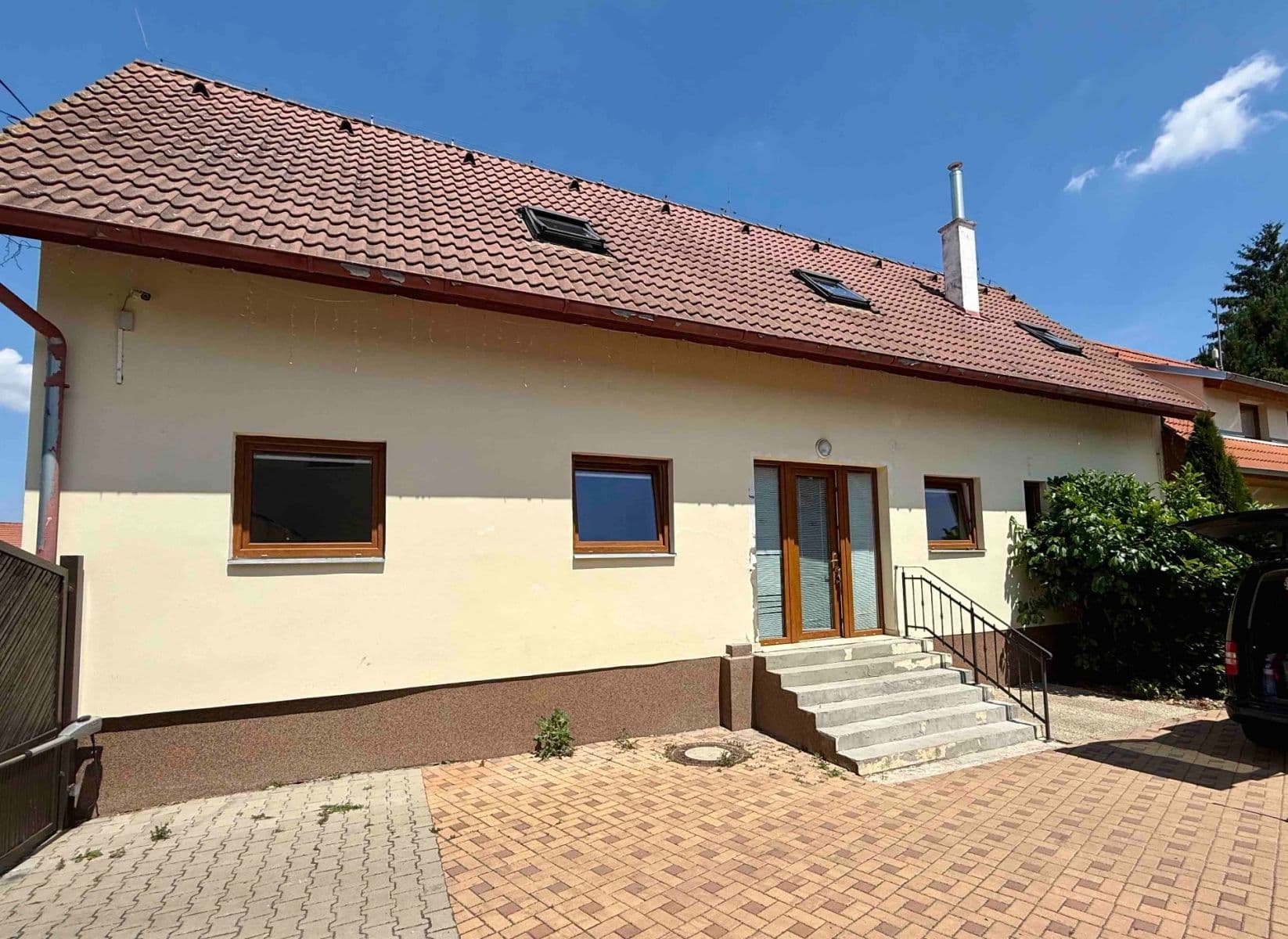 Pronájem domu 150 m², pozemek 50 m², Polní, Velké Přílepy, Středočeský kraj Pronájem domu 150 m², pozemek 50 m², Polní, Velké Přílepy, Středočeský kraj
