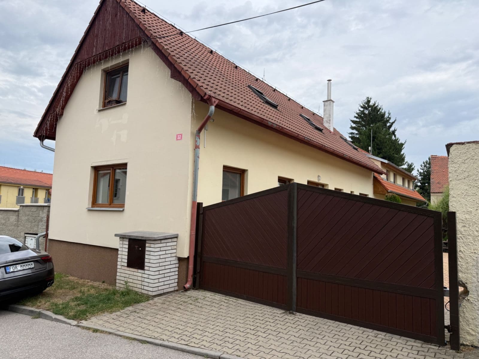 Pronájem domu 150 m², pozemek 50 m², Polní, Velké Přílepy, Středočeský kraj Pronájem domu 150 m², pozemek 50 m², Polní, Velké Přílepy, Středočeský kraj