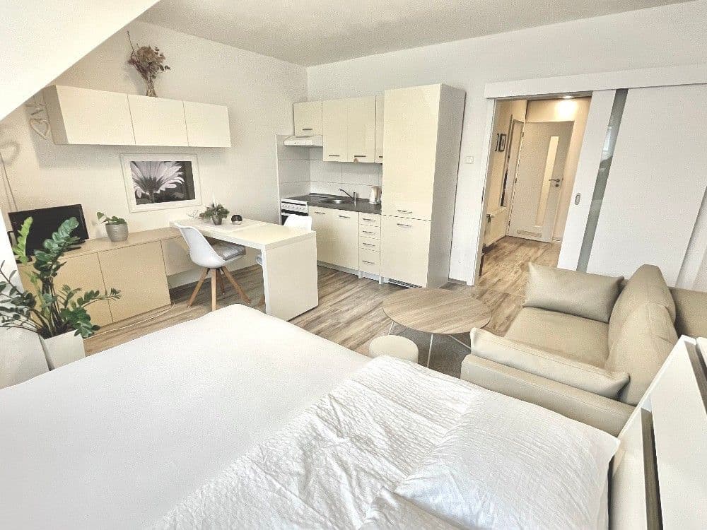 Pronájem bytu 1+kk 35 m², Limuzská, Praha, Praha Pronájem bytu 1+kk 35 m², Limuzská, Praha, Praha