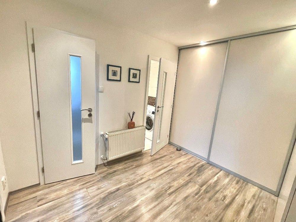 Pronájem bytu 1+kk 35 m², Limuzská, Praha, Praha Pronájem bytu 1+kk 35 m², Limuzská, Praha, Praha