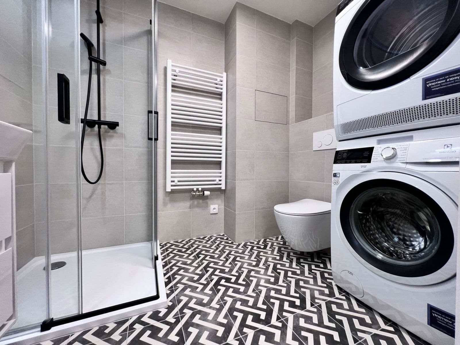 Pronájem bytu 1+kk 41 m², Tusarova, Praha, Praha Pronájem bytu 1+kk 41 m², Tusarova, Praha, Praha