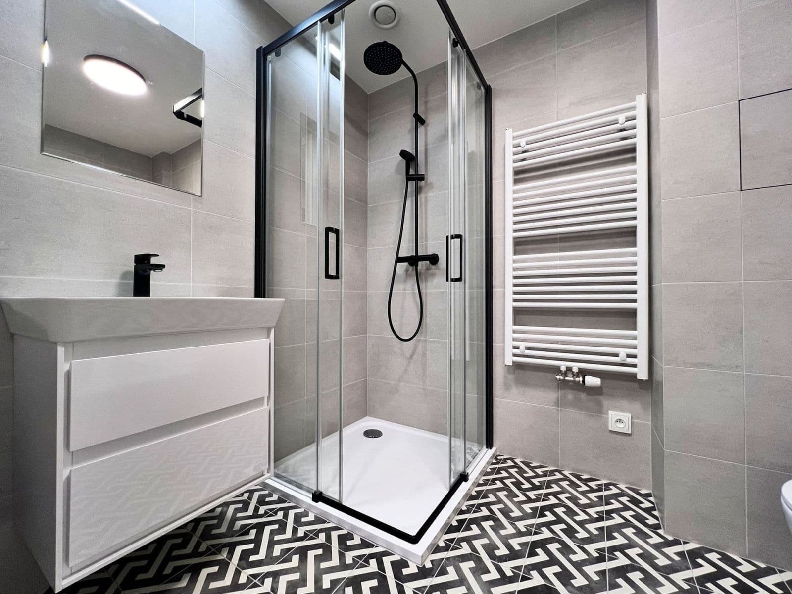Pronájem bytu 1+kk 41 m², Tusarova, Praha, Praha Pronájem bytu 1+kk 41 m², Tusarova, Praha, Praha