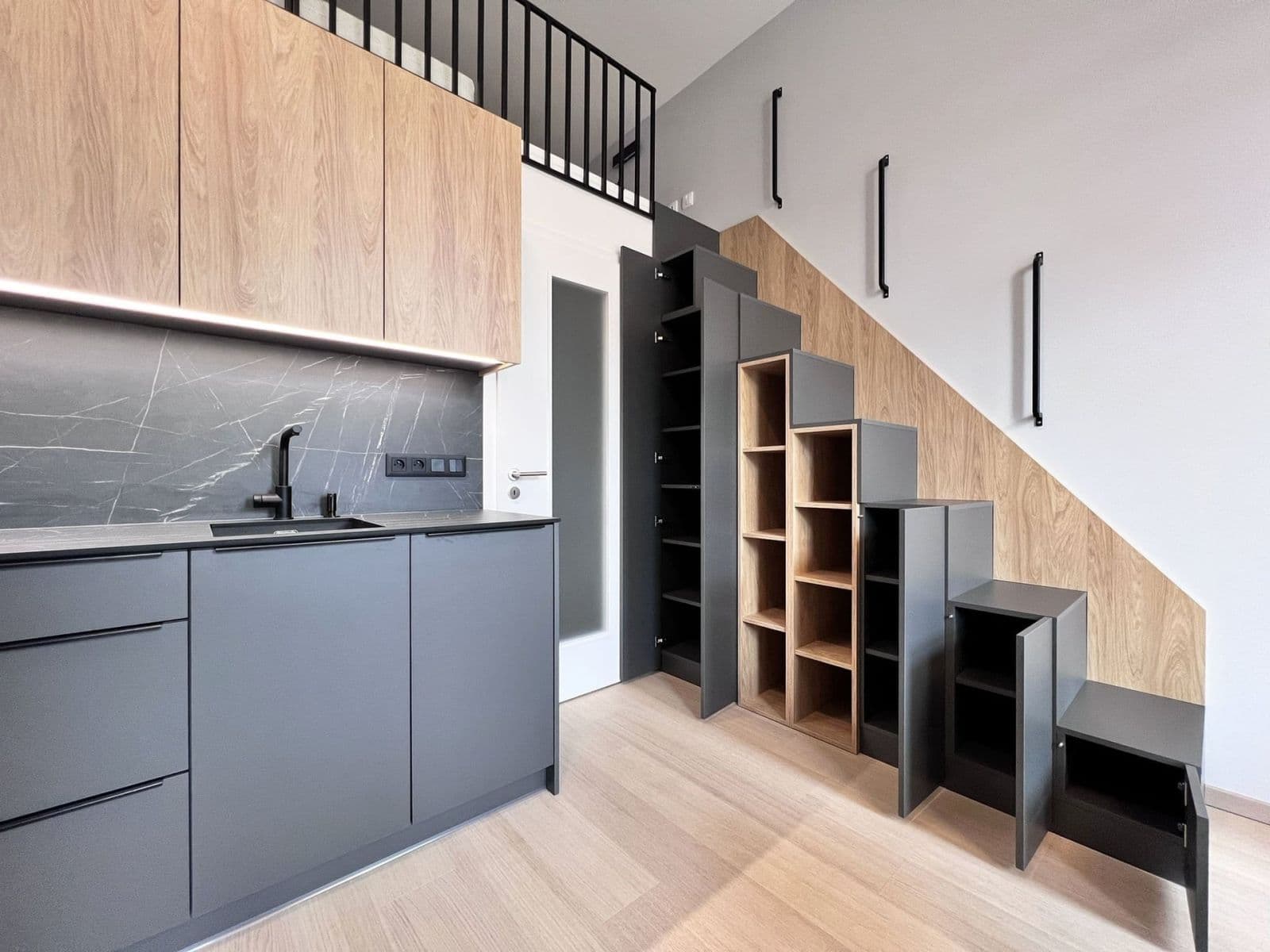 Pronájem bytu 1+kk 41 m², Tusarova, Praha, Praha Pronájem bytu 1+kk 41 m², Tusarova, Praha, Praha