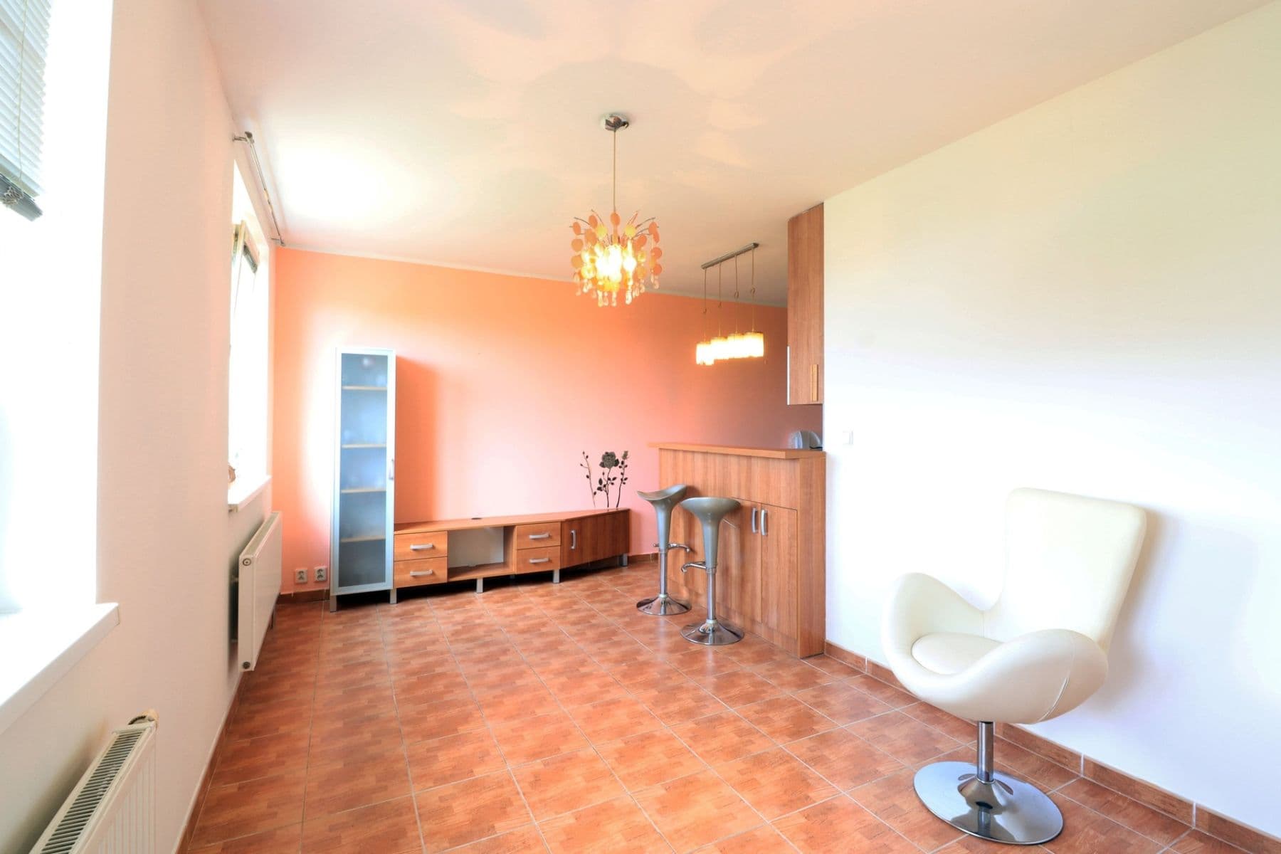 Pronájem bytu 1+kk 32 m², V Honech, Klecany, Středočeský kraj Pronájem bytu 1+kk 32 m², V Honech, Klecany, Středočeský kraj