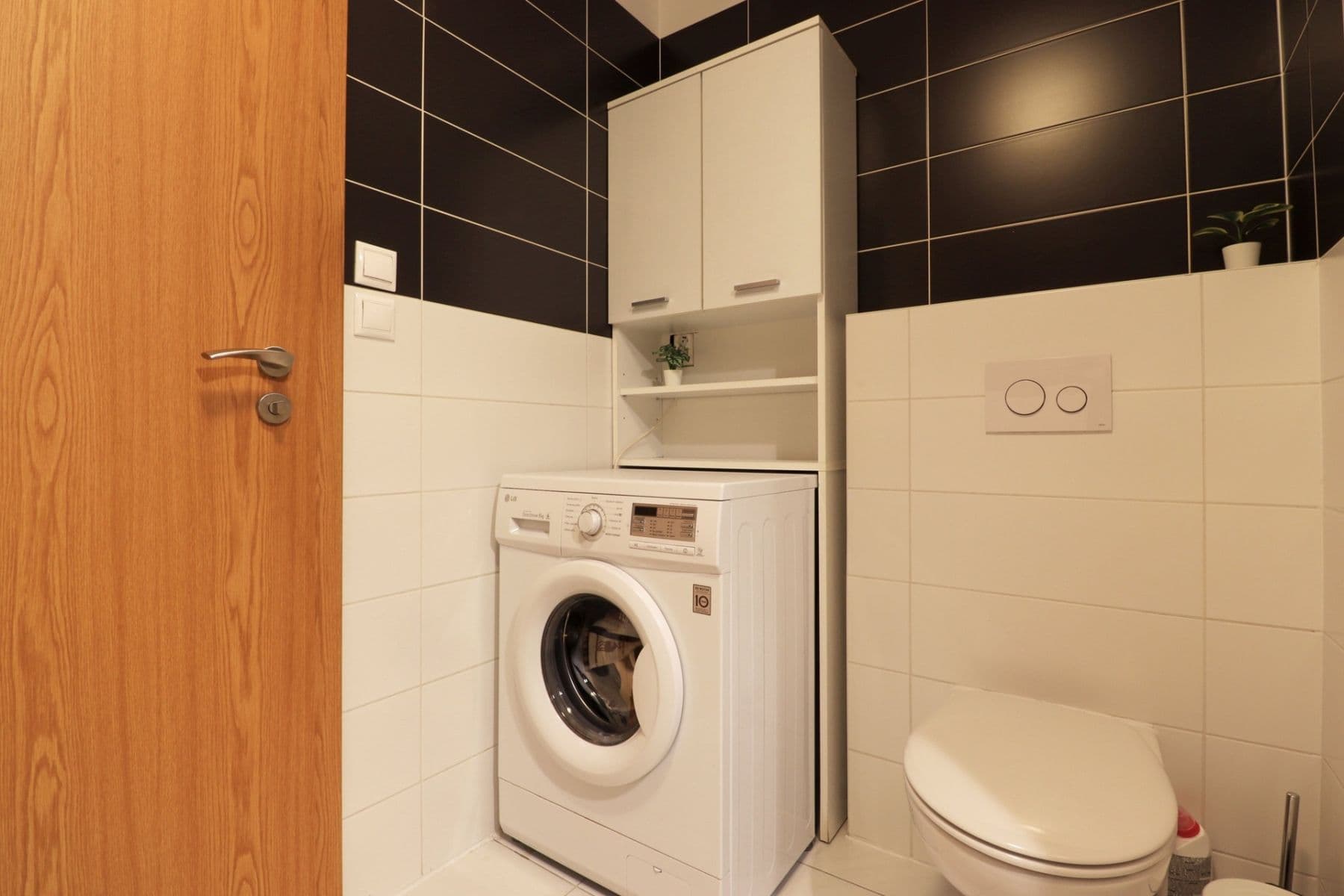 Pronájem bytu 2+kk 56 m², Březenská, Praha, Praha Pronájem bytu 2+kk 56 m², Březenská, Praha, Praha