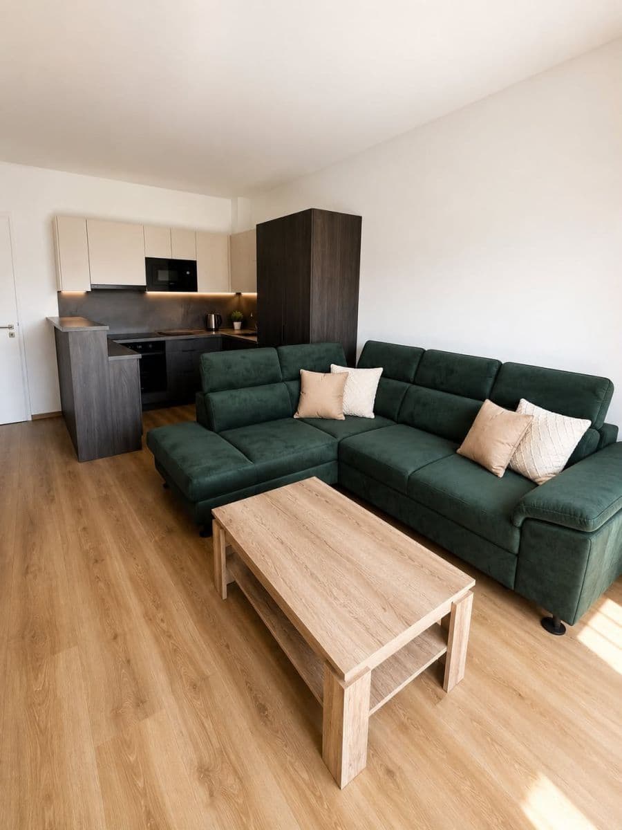 Pronájem bytu 2+kk 56 m², Rostěnice-Zvonovice, Jihomoravský kraj Pronájem bytu 2+kk 56 m², Rostěnice-Zvonovice, Jihomoravský kraj