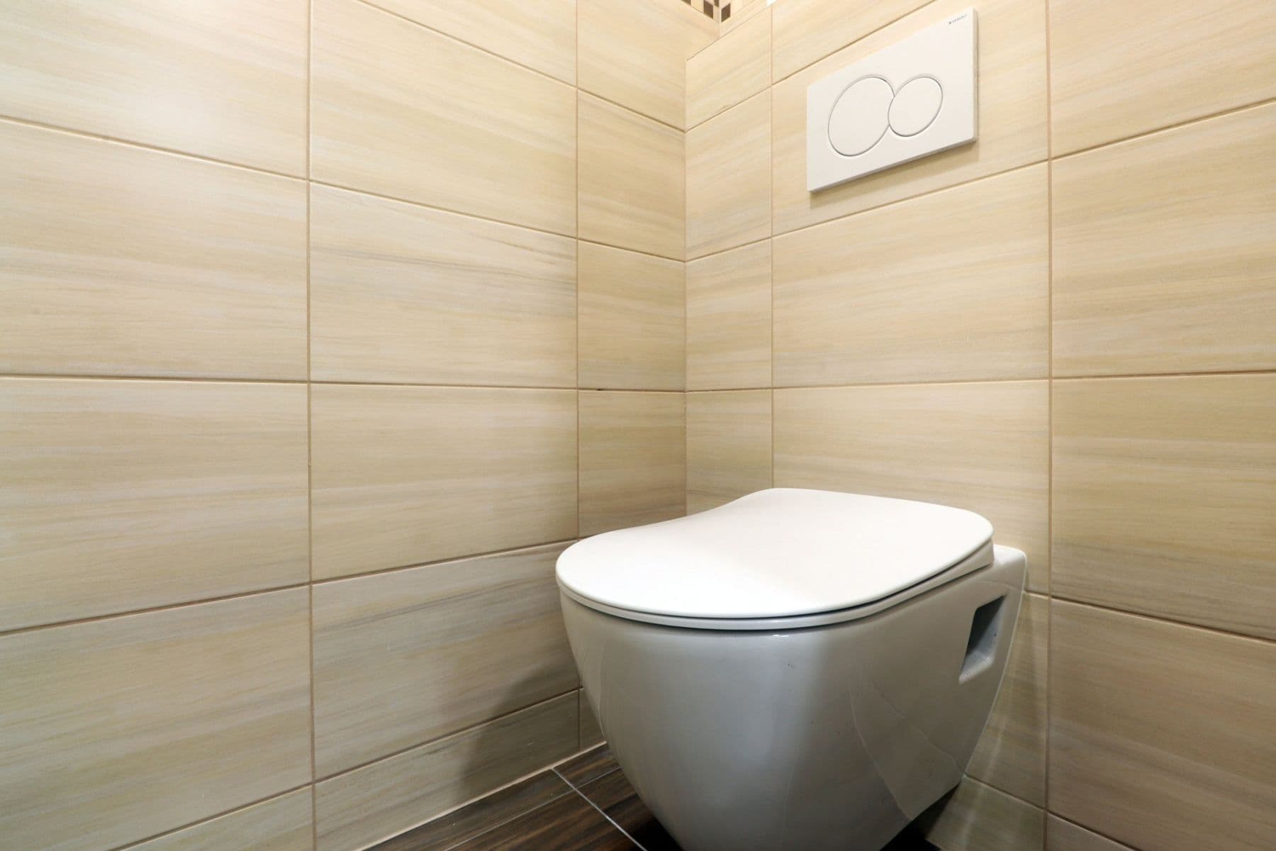Pronájem bytu 1+kk 27 m², Ostravská, Kladno, Středočeský kraj Pronájem bytu 1+kk 27 m², Ostravská, Kladno, Středočeský kraj