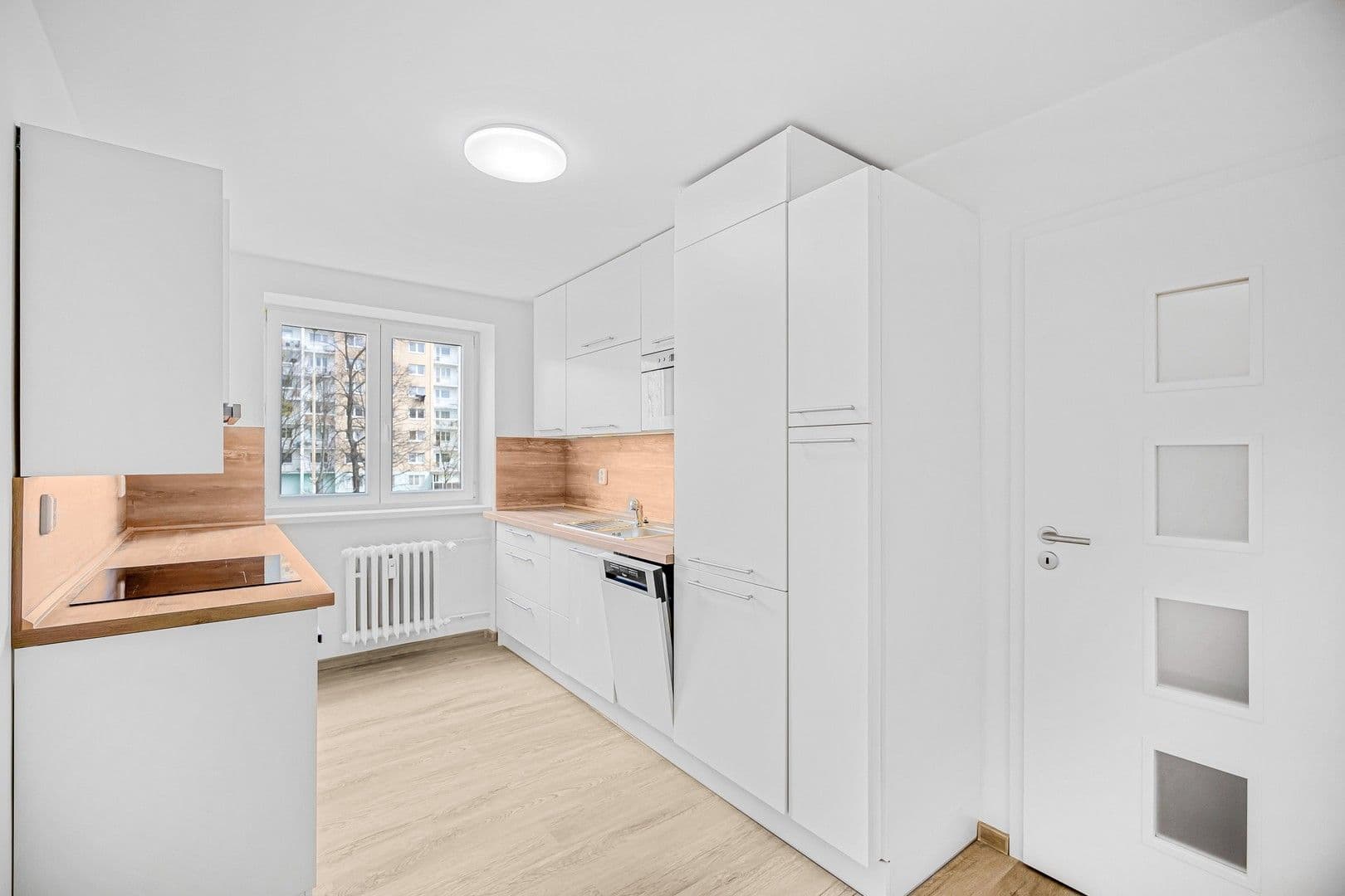 Pronájem bytu 2+1 55 m², Unhošťská, Kladno, Středočeský kraj Pronájem bytu 2+1 55 m², Unhošťská, Kladno, Středočeský kraj