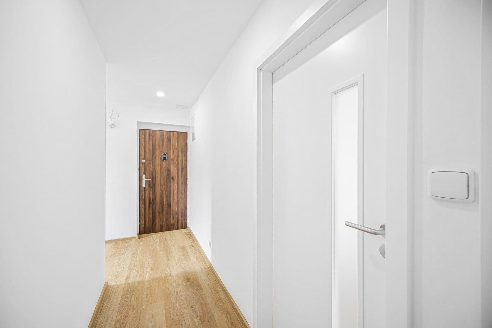 Pronájem bytu 2+1 55 m², Unhošťská, Kladno, Středočeský kraj Pronájem bytu 2+1 55 m², Unhošťská, Kladno, Středočeský kraj
