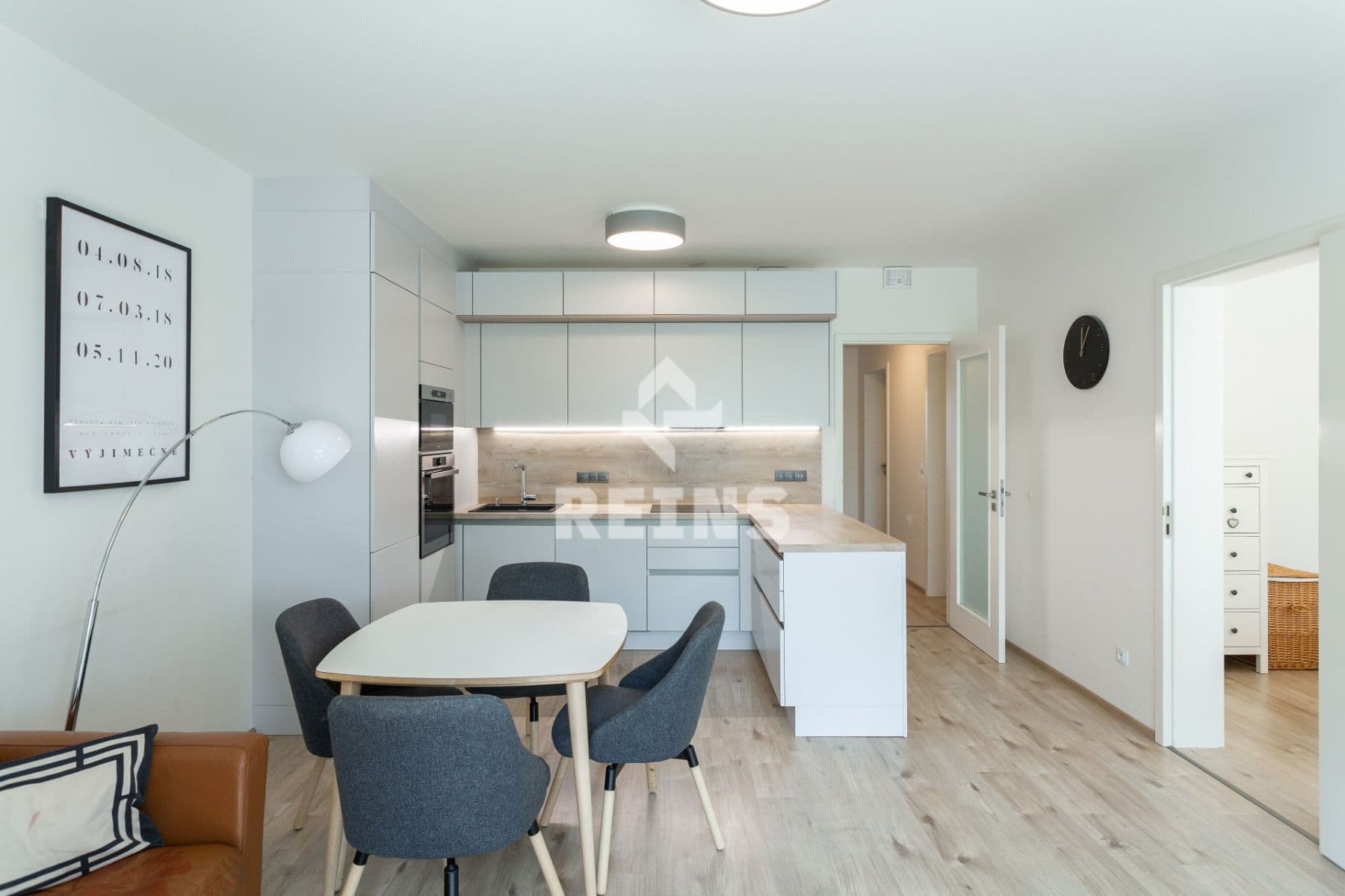 Prodej bytu 4+kk 140 m², Hornoměcholupská, Praha, Praha Prodej bytu 4+kk 140 m², Hornoměcholupská, Praha, Praha